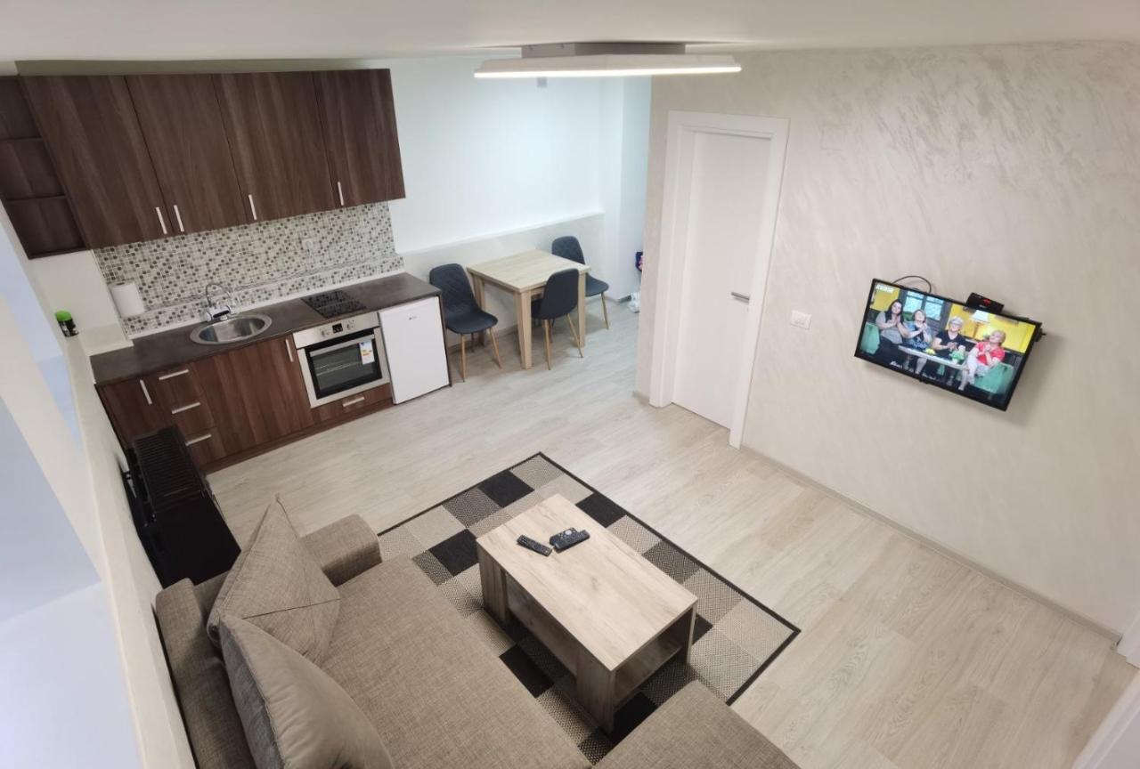 Kraguj Apartman 2 Κραγκούγιεβατς Εξωτερικό φωτογραφία